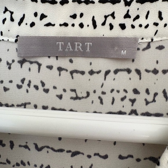 Tarte blouse V-neck bell sleeves black abstract print women’s M - Picture 4 of 10